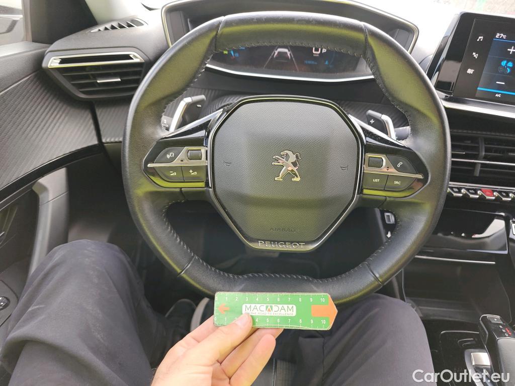  Peugeot  2008  Allure Pack 1.5 HDi 130CV AT8 E6d #42