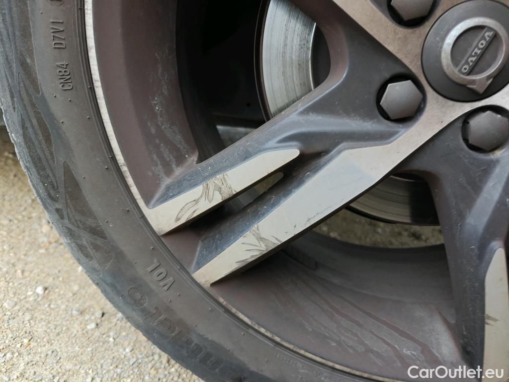  Volvo  XC 40 VOLVO XC40 / 2017 / 5P / todoterreno 1.5 T4 Twin Recharge R-Design Auto #16