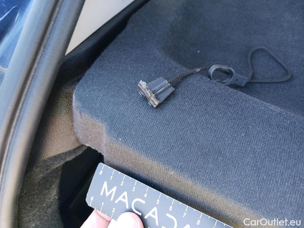  Bmw  X1 BMW  / 2019 / 5P / todoterreno sDrive16d Aut. Business #4
