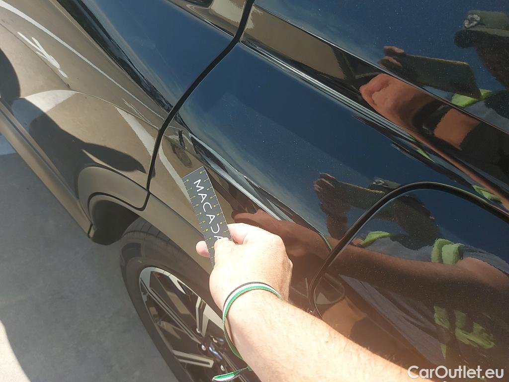  Land Rover  Discovery MITSUBISHI Eclipse Cross / 2021 / 5P / todoterreno 2.4 PHEV Kaiteki Auto 4WD #2
