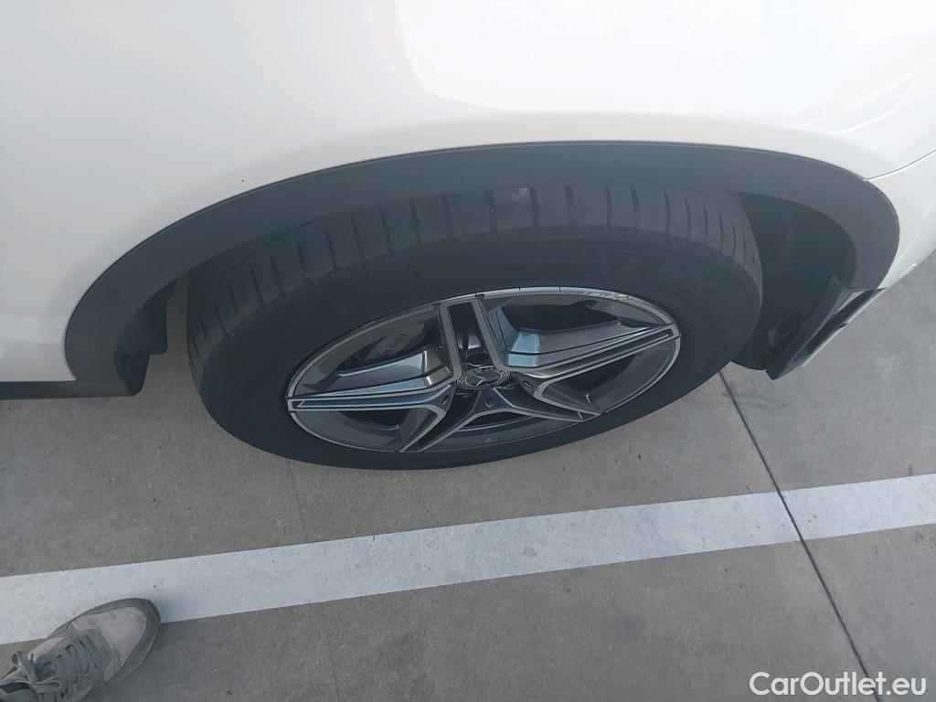  Mercedes  G-Klasee Clase GLC GLC 300 e 4Matic (253.953)AMG 2.0 AMG Line 320CV AT9 E6d #3