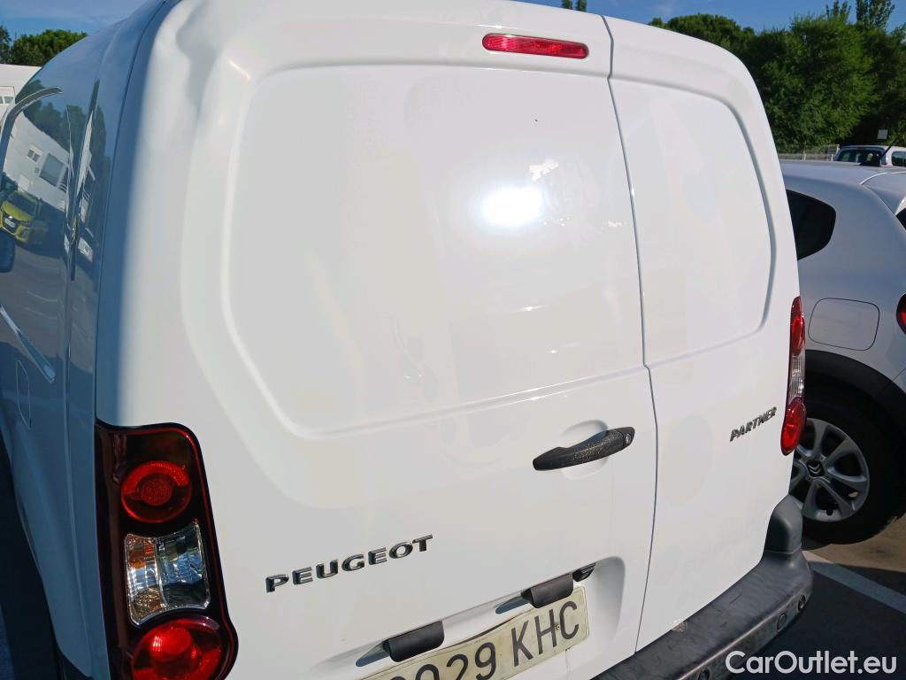  Peugeot  Partner PEUGEOT  VU 4p 2G furgón derivado de Furgón Confort PackL2 BlueHDi 73KW (100) #19
