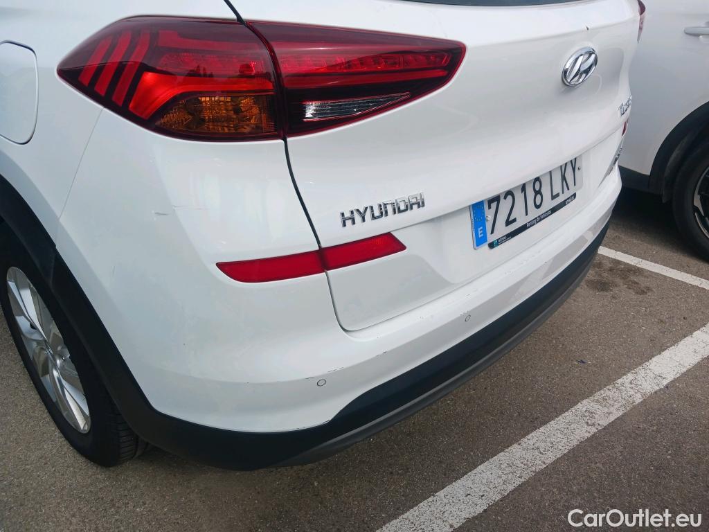  Hyundai  Tucson HYUNDAI  / 2018 / 5P / todoterreno 1.6 CRDI 85kW (116CV) 48V SLE 4X2(SP)(SL) #34