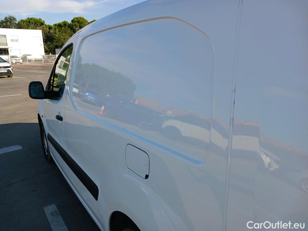  Peugeot  Partner PEUGEOT  VU 4p 2G furgón derivado de Furgón Confort PackL2 BlueHDi 73KW (100) #55