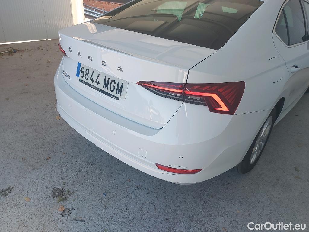  Skoda  Octavia SKODA  / 2020 / 5P / berlina con portón 2.0 TDI 85kW (115 CV) Manual Ambition #11