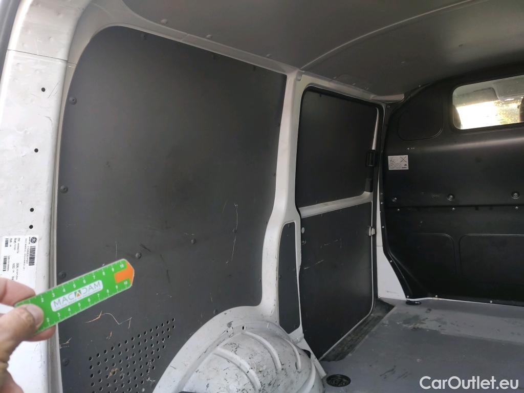  Land Rover  Discovery VOLKSWAGEN Transporter / 2020 / 4P / furgón Furgón Corto TN 2.0 TDI 110kW 4MO #25