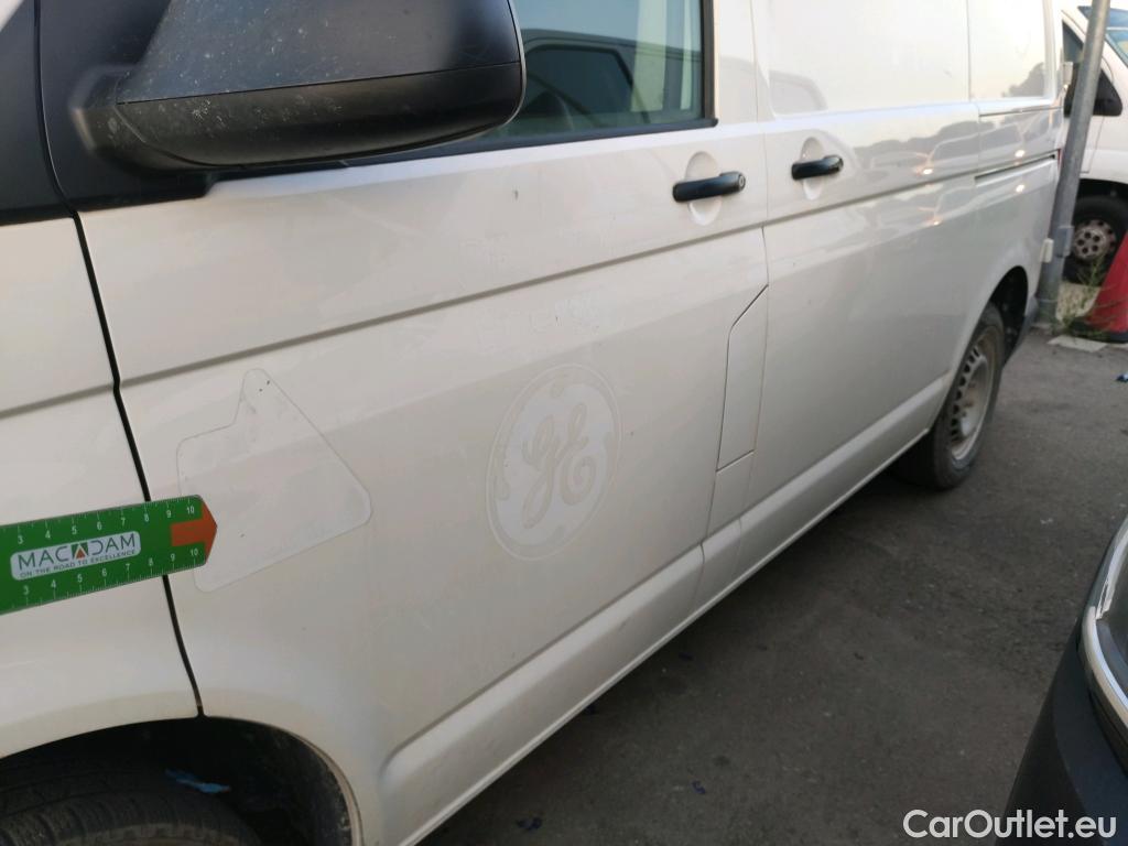  Land Rover  Discovery VOLKSWAGEN Transporter / 2020 / 4P / furgón Furgón Corto TN 2.0 TDI 110kW 4MO #9
