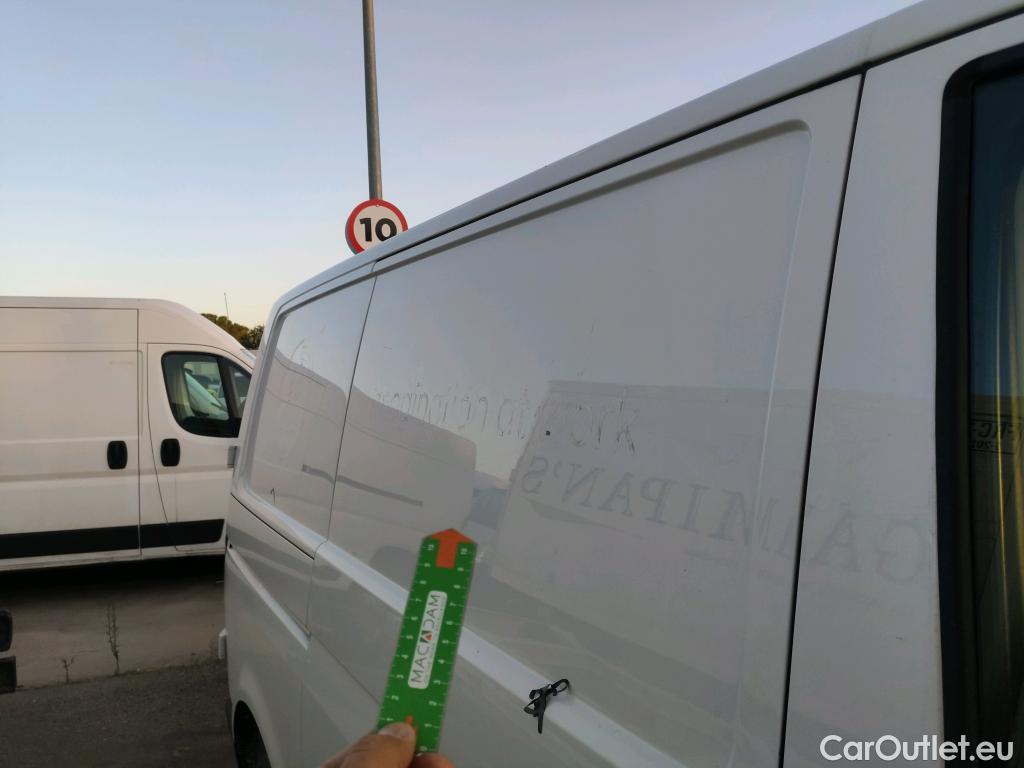 Land Rover  Discovery VOLKSWAGEN Transporter / 2020 / 4P / furgón Furgón Corto TN 2.0 TDI 110kW 4MO #12
