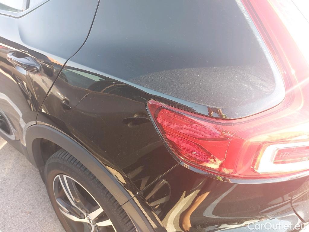  Volvo  XC 40 VOLVO XC40 / 2017 / 5P / todoterreno 1.5 T4 Twin Recharge R-Design Auto #18