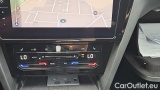  Volkswagen  Passat 2.0 TDI SCR DSG Elegance Variant #14