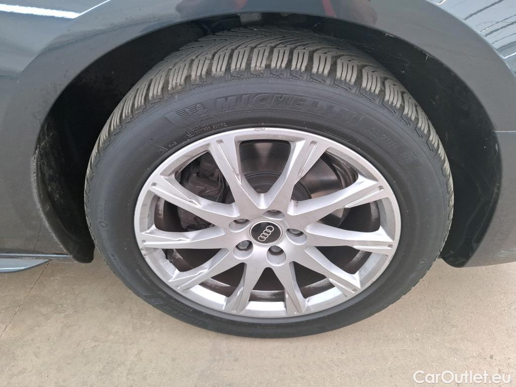 Audi  A4  Avant 35 TDI Business Line 2.0 TDI 165CV BVA7 E6d #12