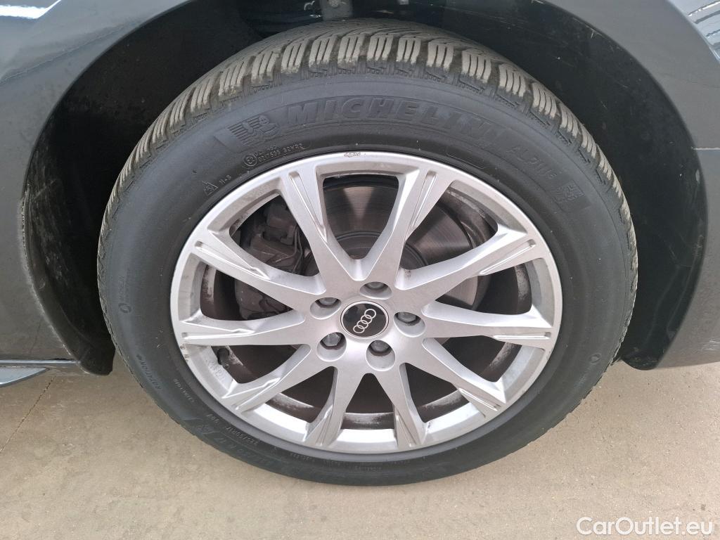  Audi  A4  Avant 35 TDI Business Line 2.0 TDI 165CV BVA7 E6d #13