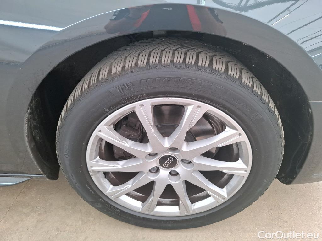  Audi  A4  Avant 35 TDI Business Line 2.0 TDI 165CV BVA7 E6d #32