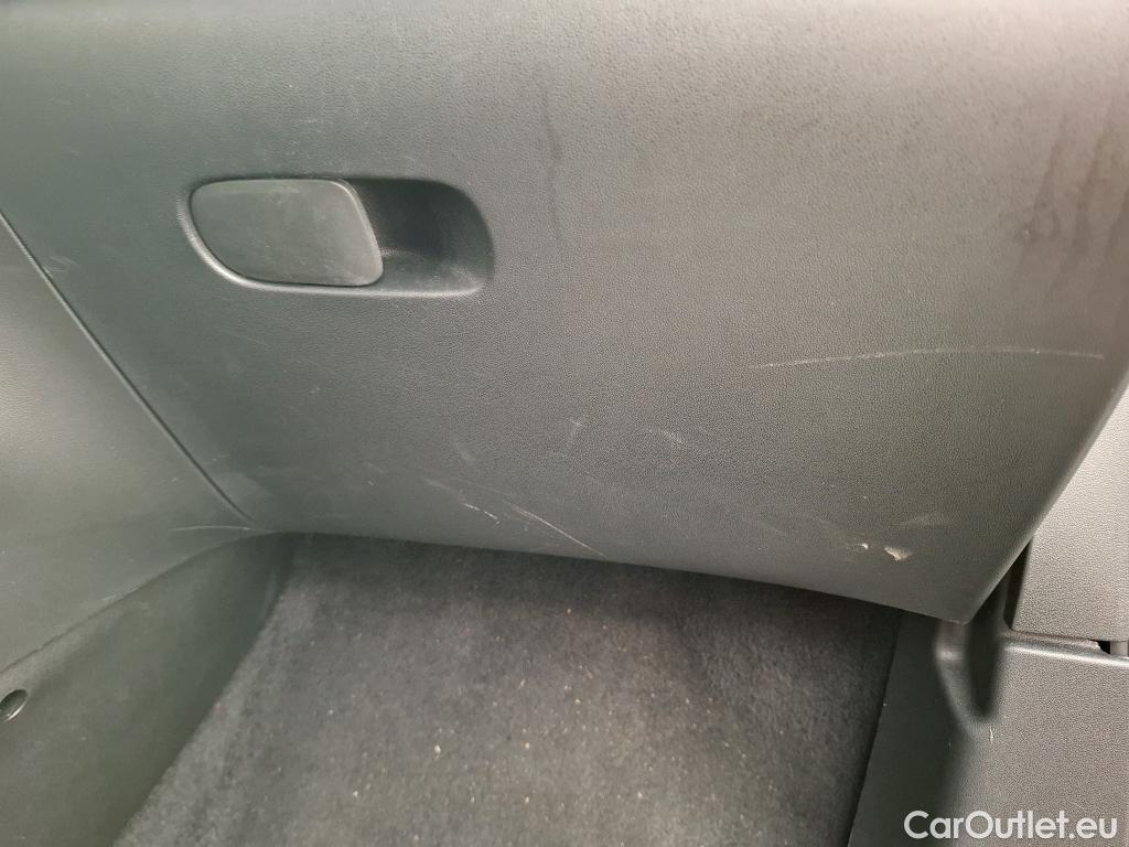  Citroen  C3  Société Feel Nav 1.2 PureTech 80CV BVM5 E6 #6