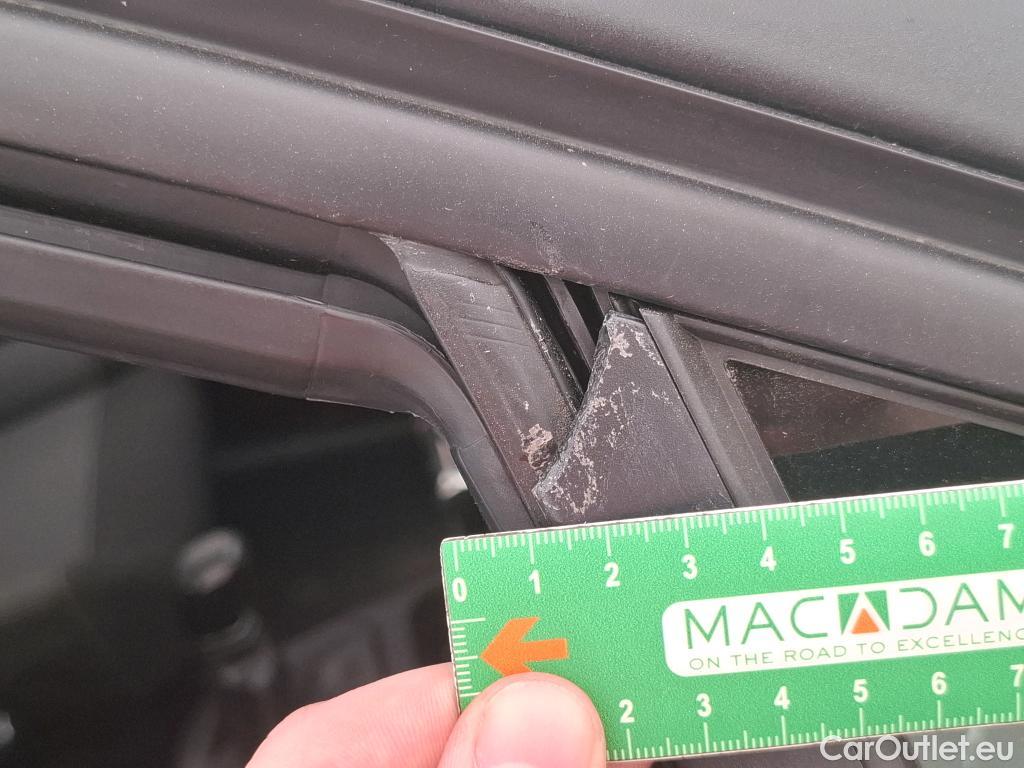  Citroen  C3  Feel Pack 1.2 PureTech 80CV BVM5 E6d #86