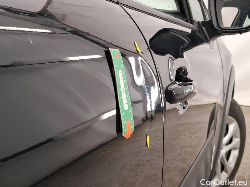  Citroen  C3  Société Feel Nav 1.2 PureTech 80CV BVM5 E6 #2