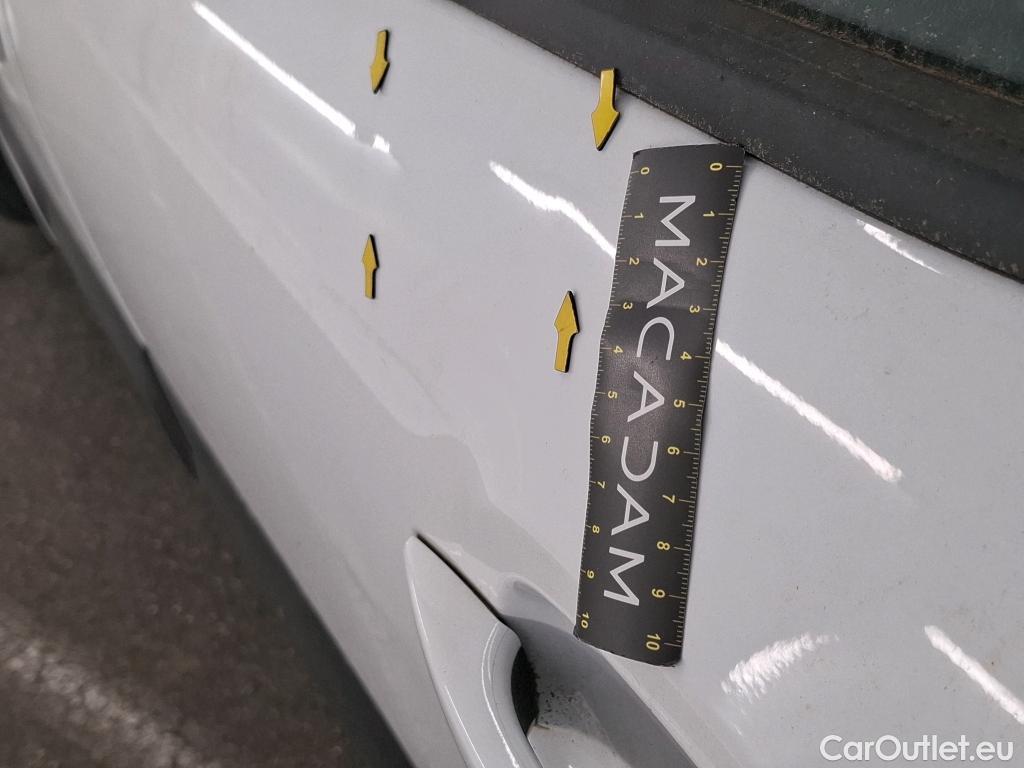  Citroen  C3  Société Feel 1.2 PureTech 80CV BVM5 E6d #2