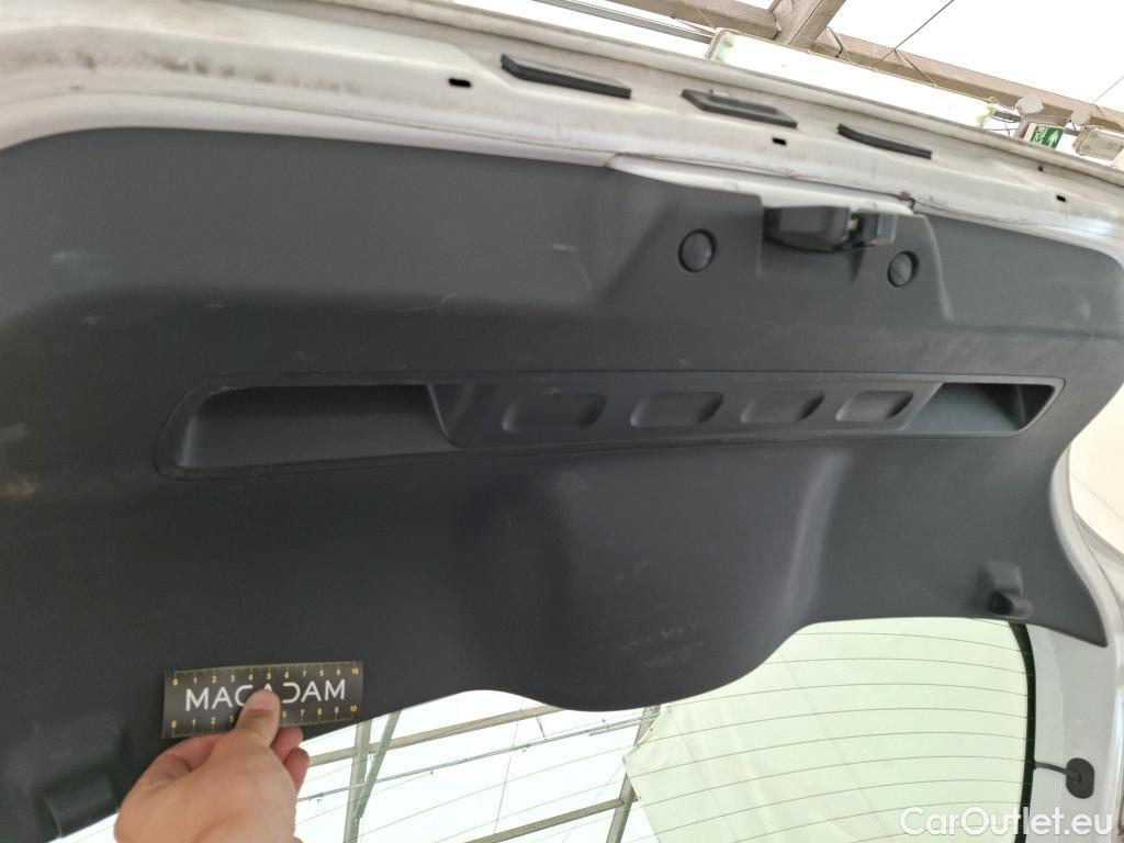  Citroen  C3  Feel Business 1.5 BlueHDI 100CV BVM6 E6d #13