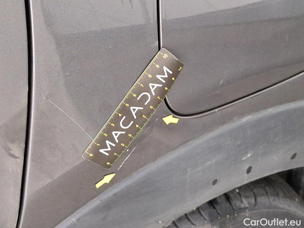  Citroen  C3  Shine Business 1.2 PureTech 110CV BVM6 E6d #47