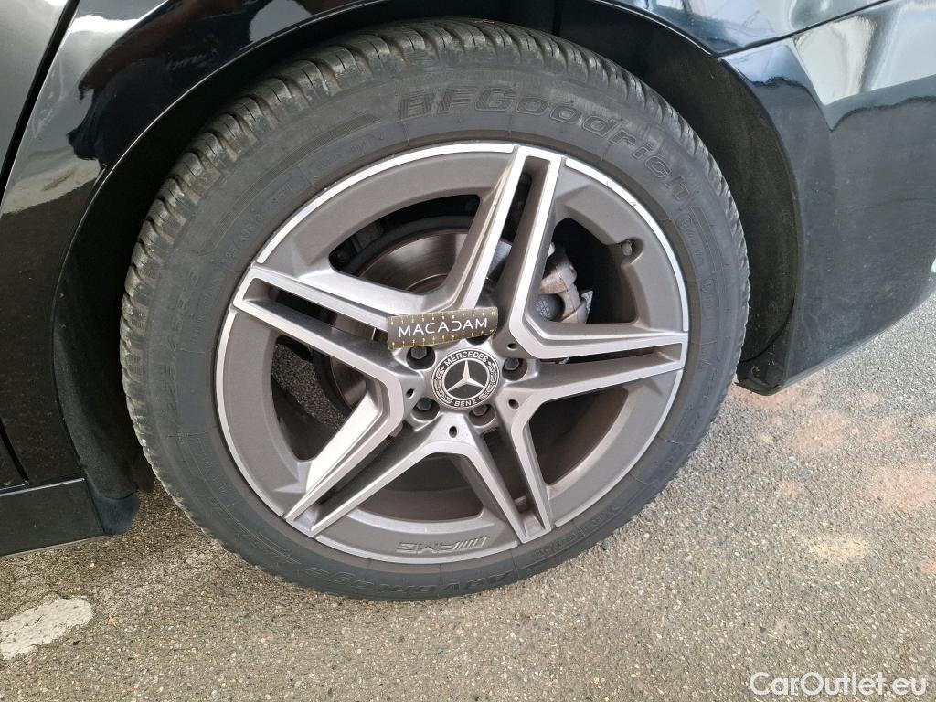  Mercedes  A-Klasse MERCEDES-BENZ Classe A Berline / 2018 / 4P / Berline A 200 d AMG Line 8G-DCT #9