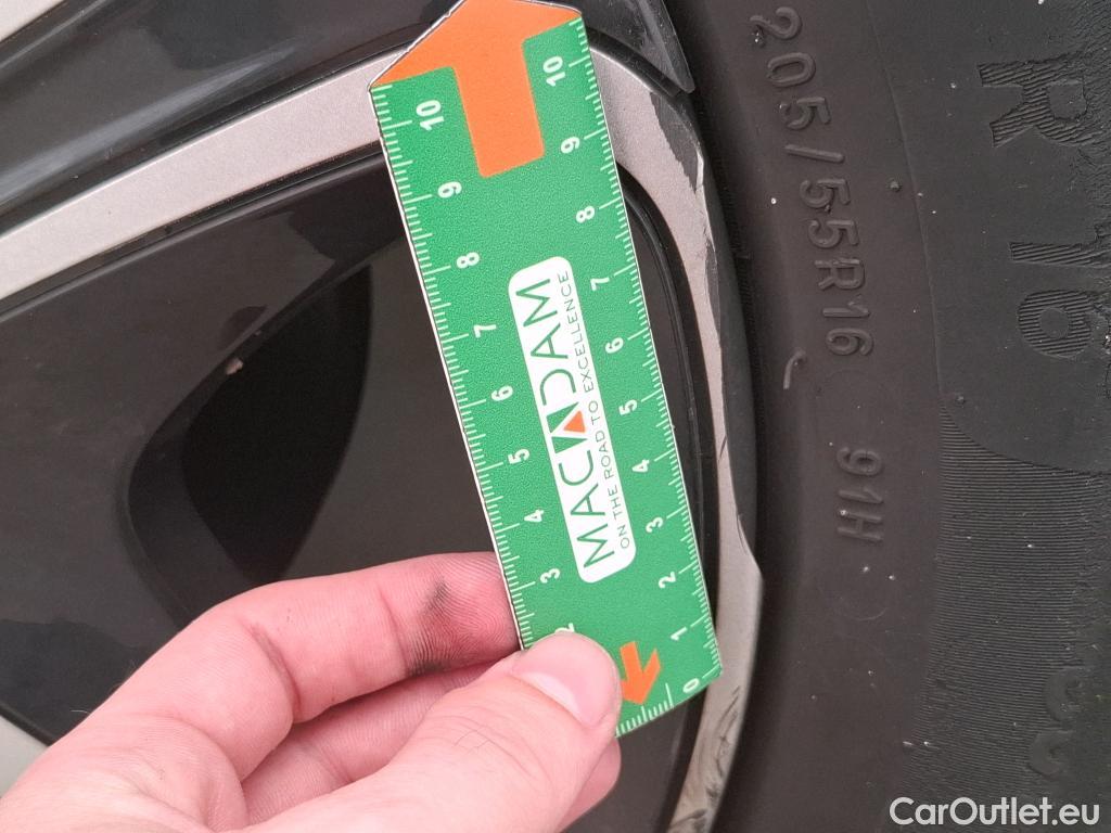  Citroen  C3  Feel Pack 1.2 PureTech 80CV BVM5 E6d #77