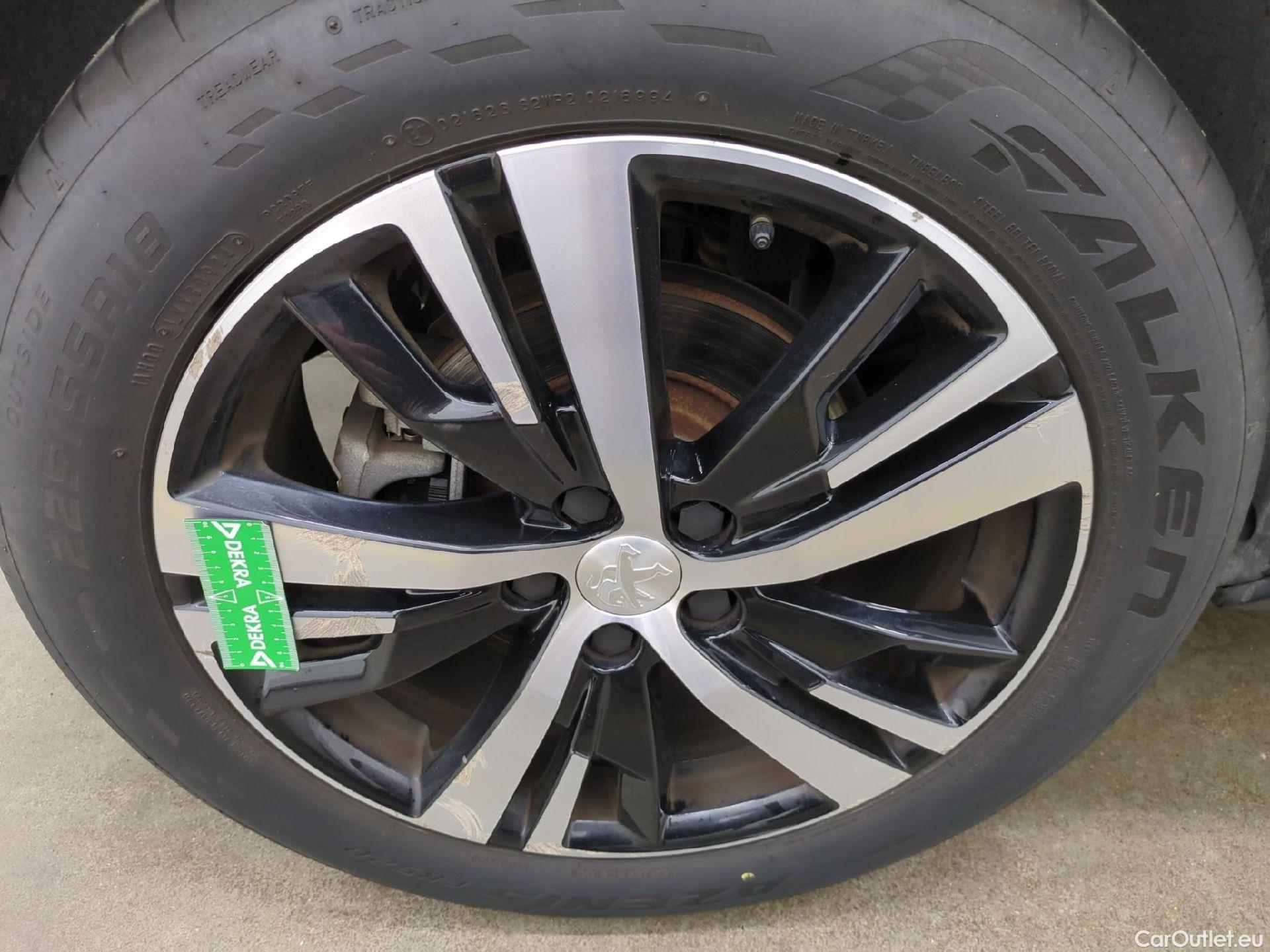  Peugeot  3008  GT 1.5 HDi 130CV BVA8 E6d #30