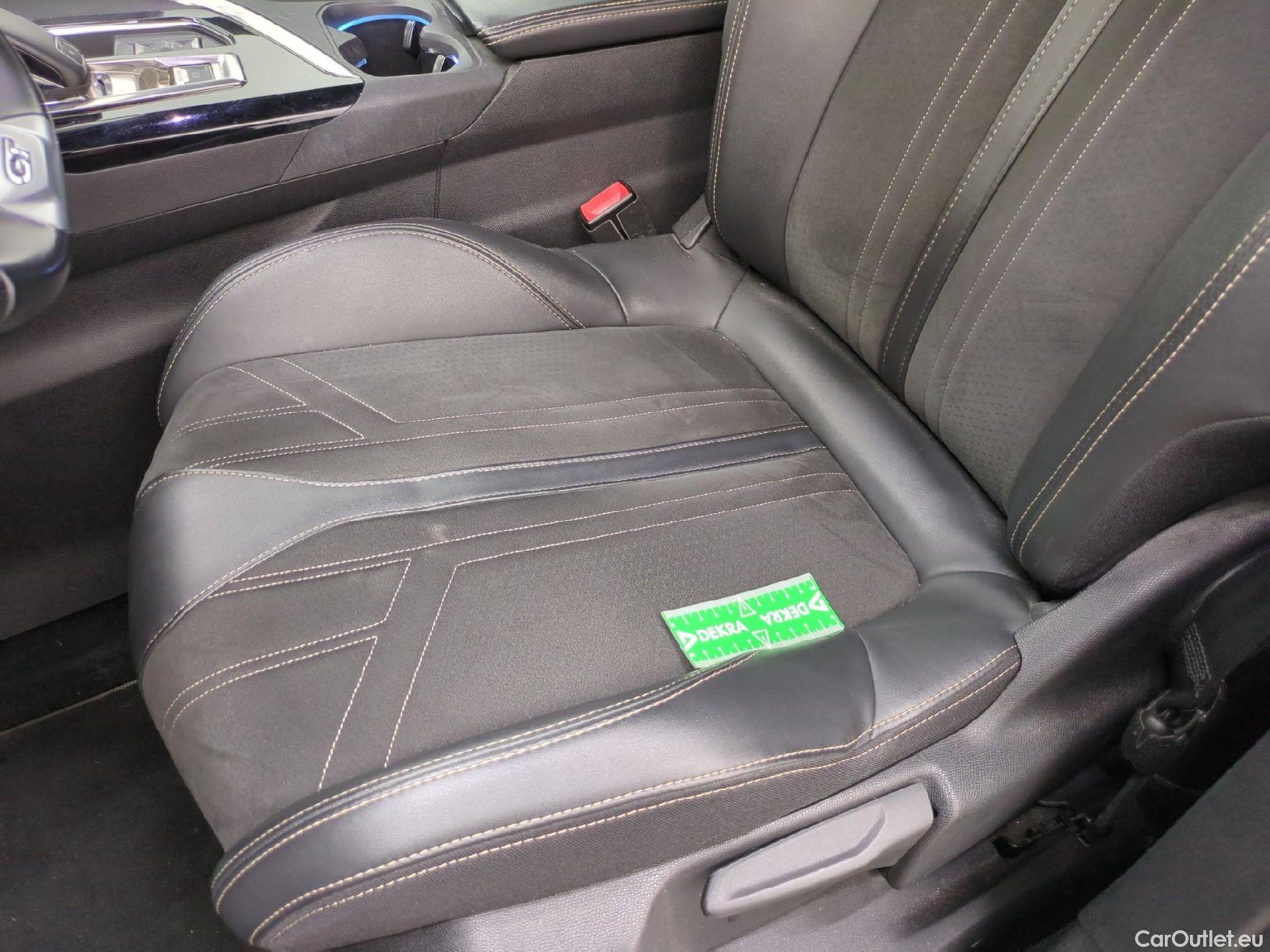  Peugeot  3008  GT 1.5 HDi 130CV BVA8 E6d #7