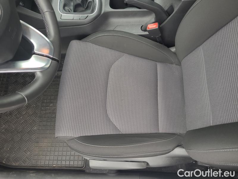  Hyundai  i30   cw (PD)(2017->)  kom.1.0TGDI Family Comf #5