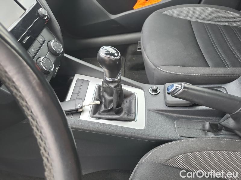  Skoda  Octavia  Combi  (5E5)(03.2017->)  Com 1.6TDI 85 Ambition #11