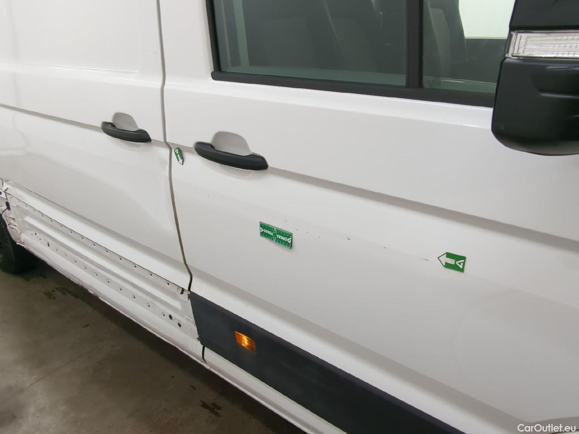  Volkswagen  Crafter  Fourgon Fourgon 30 mittlerer Radstand mit Hochdach FWD 2.0 #25