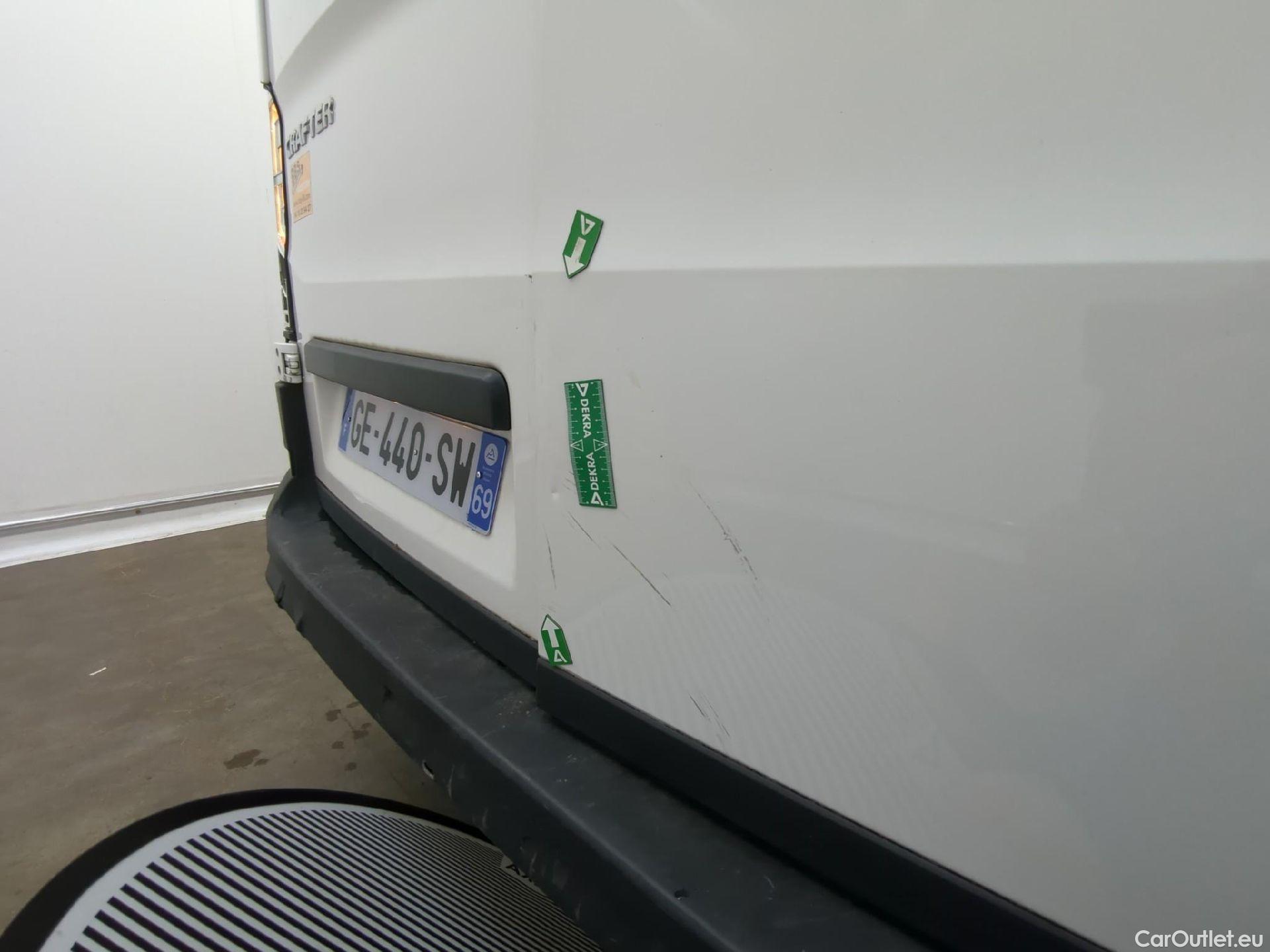  Volkswagen  Crafter  Fourgon Fourgon 30 mittlerer Radstand mit Hochdach FWD 2.0 #59