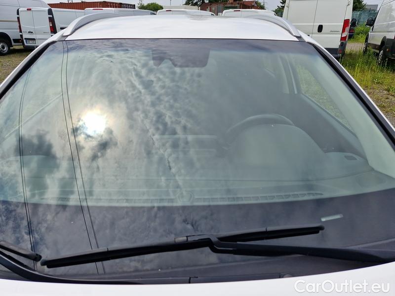  Hyundai  i30   cw (PD)(2017->)  kom.1.5T-GDI Family Smart #1