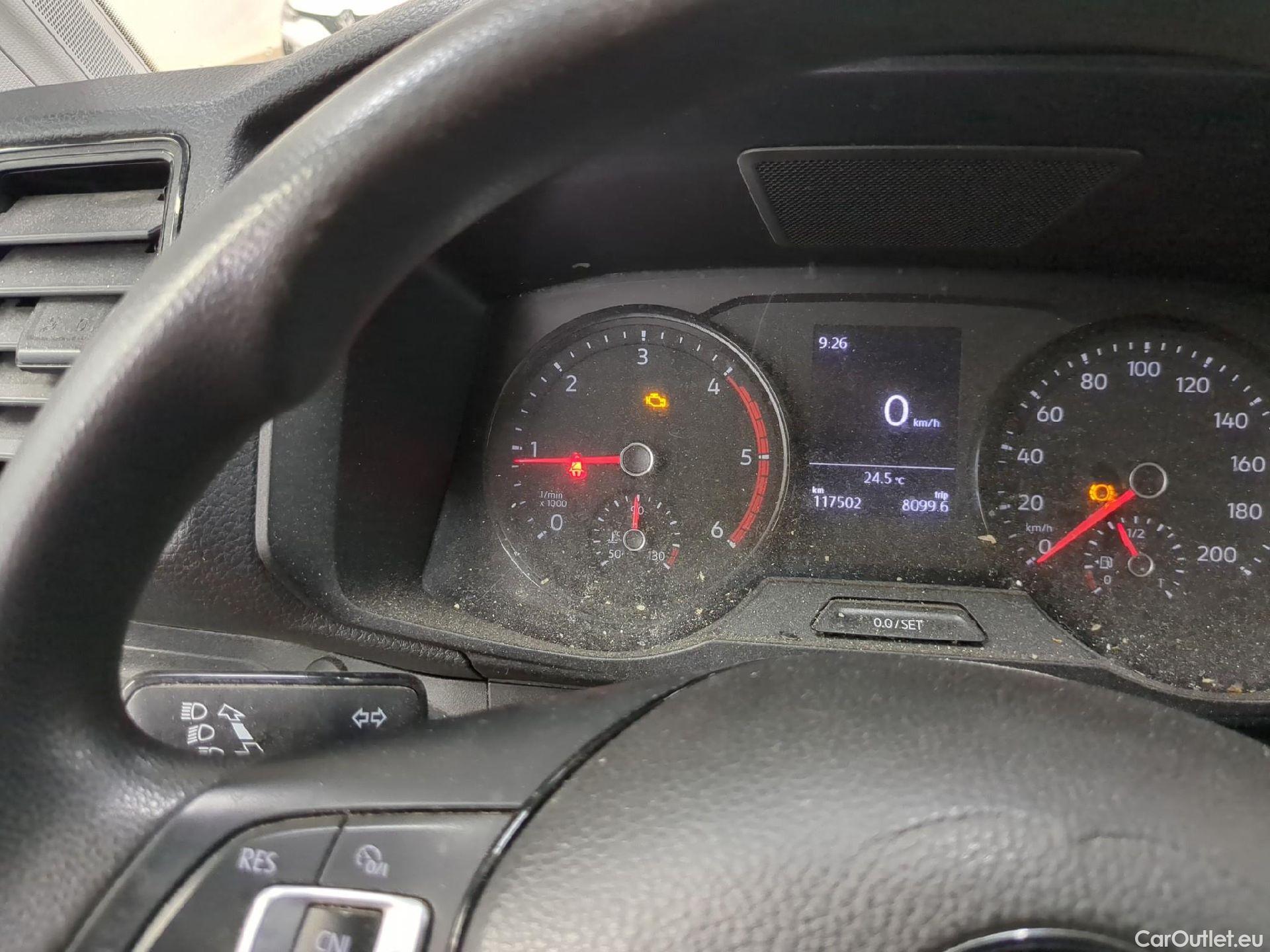  Volkswagen  Crafter  Fourgon Fourgon 30 mittlerer Radstand mit Hochdach FWD 2.0 #3