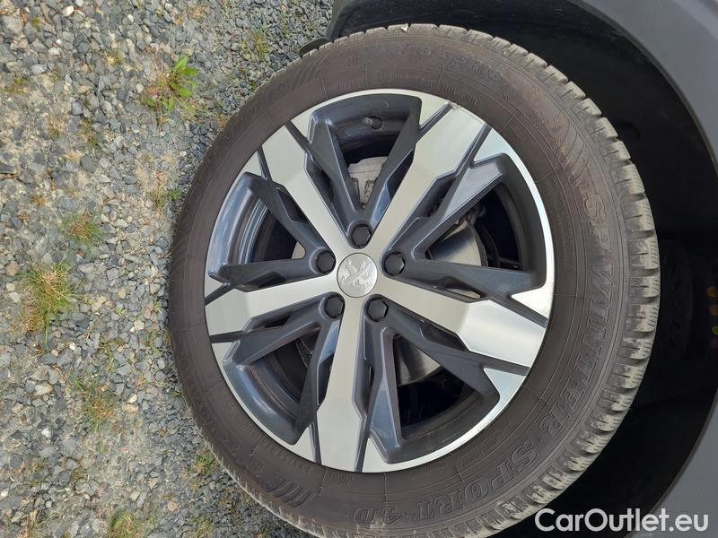  Peugeot  5008  (12.2016->)  1.5BHDi 130 Allure Pck AT #2