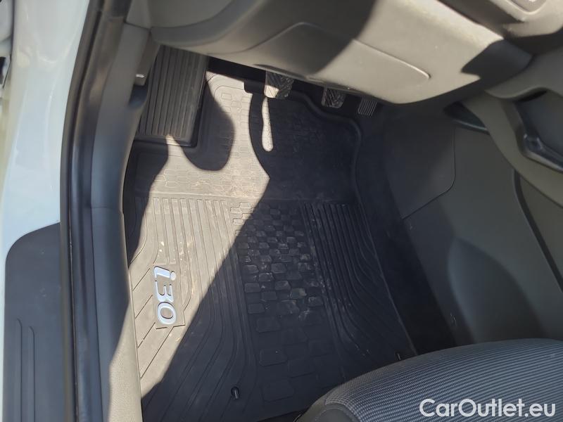  Hyundai  i30   cw (PD)(2017->)  kom.1.0TGDI 120 Comfort #2