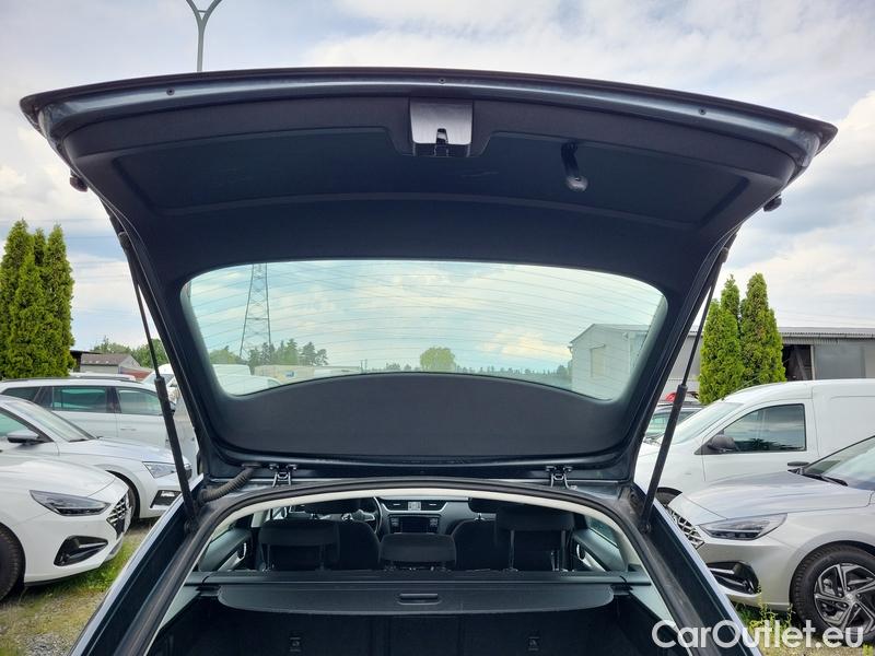  Skoda  Octavia  Combi  (5E5)(03.2017->)  Com 1.6TDI 85 Ambition #14