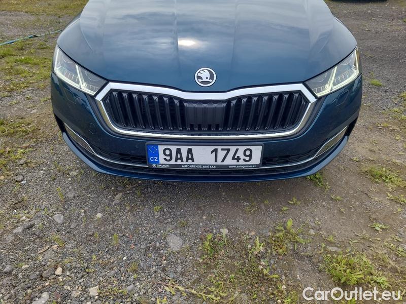  Skoda  Octavia  Combi (NX3)(2020) Oct.C.2.0TSI 140 Style 4x4 AT #2