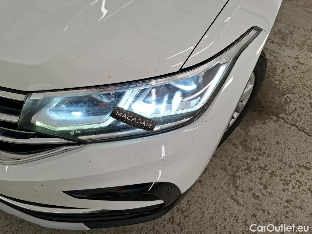  Volkswagen  Tiguan VOLKSWAGEN  / 2020 / 5P / SUV 2.0 TDI 150 DSG7 Elegance #9