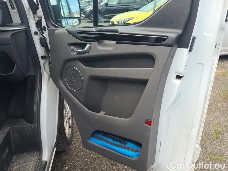  Ford  Transit  Custom (2013) TourCust TDCI 96 320 Titani.L2 #35