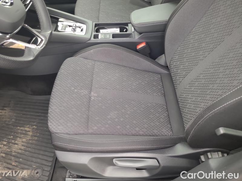 Skoda  Octavia  Combi (NX3)(2020) Oct.C.2.0TSI 140 Style 4x4 AT #7
