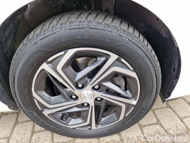 Hyundai  i30   cw (PD)(2017->)  kom.1.6CRDi 115 Smart #16