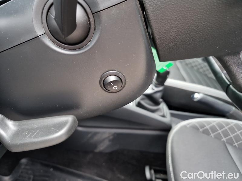  Skoda  Fabia  Combi (2015)  Com 1.0TSI 81 Ambition #16