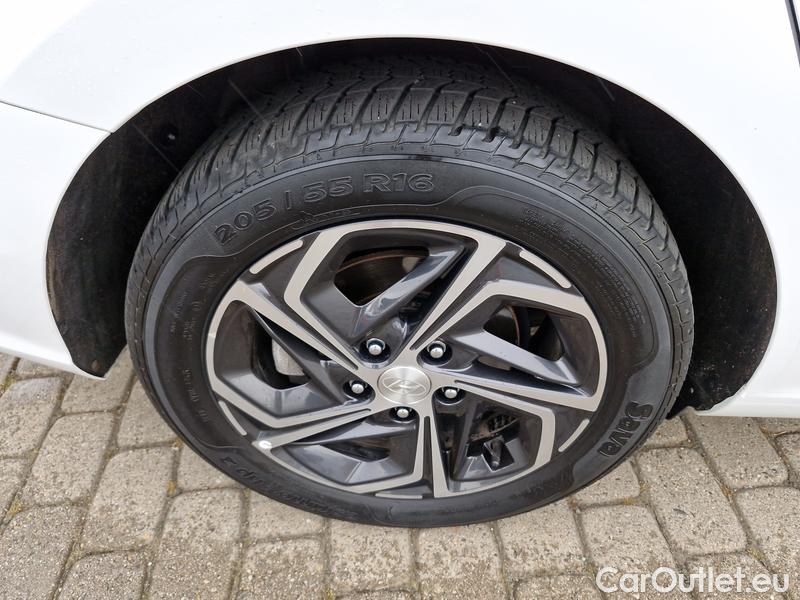  Hyundai  i30   cw (PD)(2017->)  kom.1.6CRDi 115 Smart #13