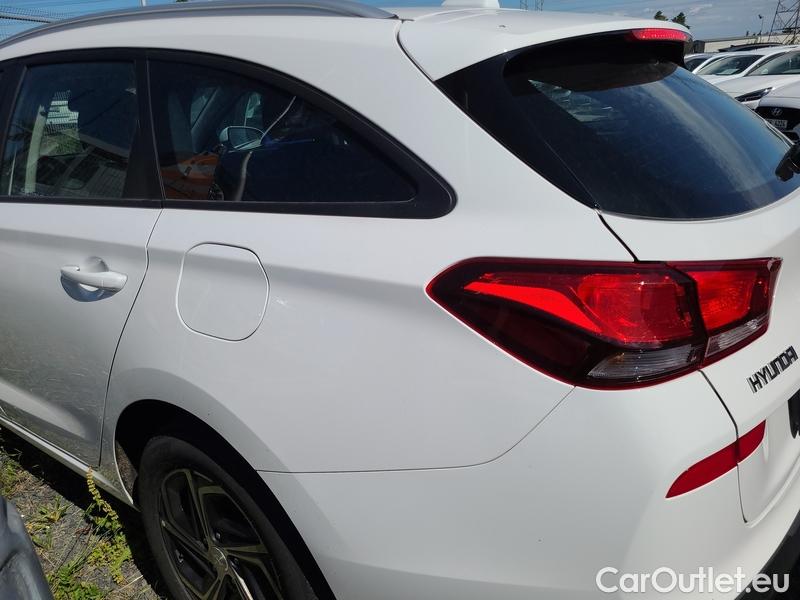  Hyundai  i30   cw (PD)(2017->)  kom.1.0TGDI 120 Comfort #5