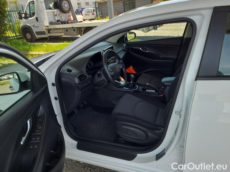  Hyundai  i30  Fastback (2018 ->)  FB 1.0TGDI 120 Comfort #7