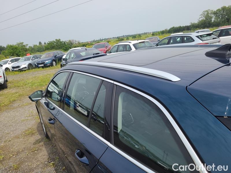  Skoda  Octavia  Combi (NX3)(2020) Oct.C.2.0TSI 140 Style 4x4 AT #12