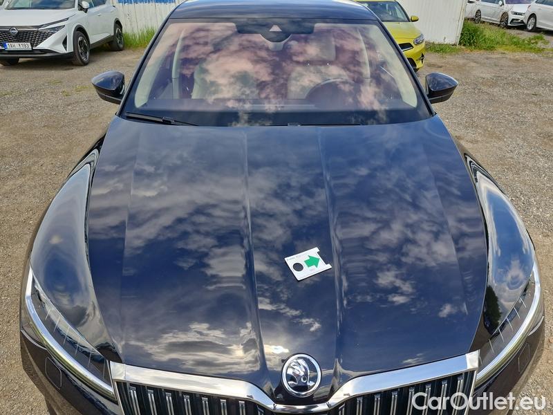  Skoda  Superb  (3V3)(2015) Supe.2.0TDI 147 L&K 4x4 Aut #3