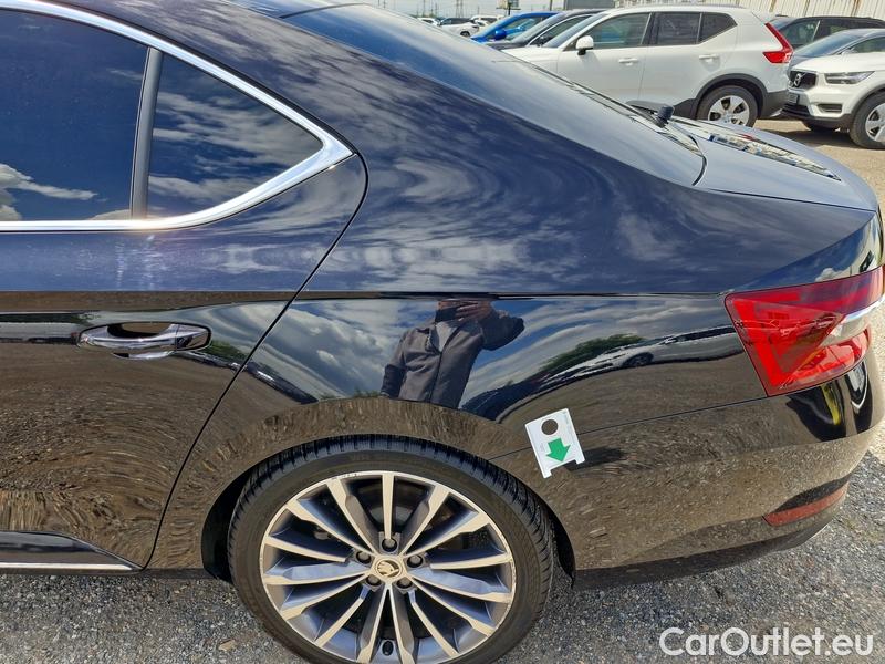  Skoda  Superb  (3V3)(2015) Supe.2.0TDI 147 L&K 4x4 Aut #10