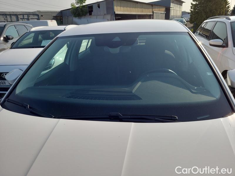  Skoda  Octavia  Lim. (NX3)(2020)  1.5TSI 110 Ambition 5d #1