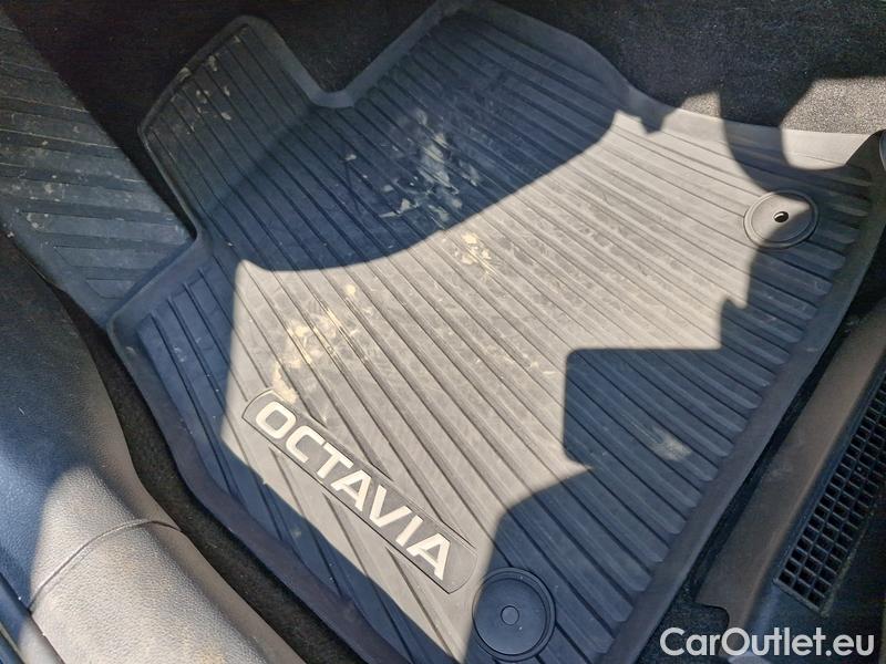  Skoda  Octavia  Lim. (NX3)(2020)  1.5TSI 110 Style AT 5d #10